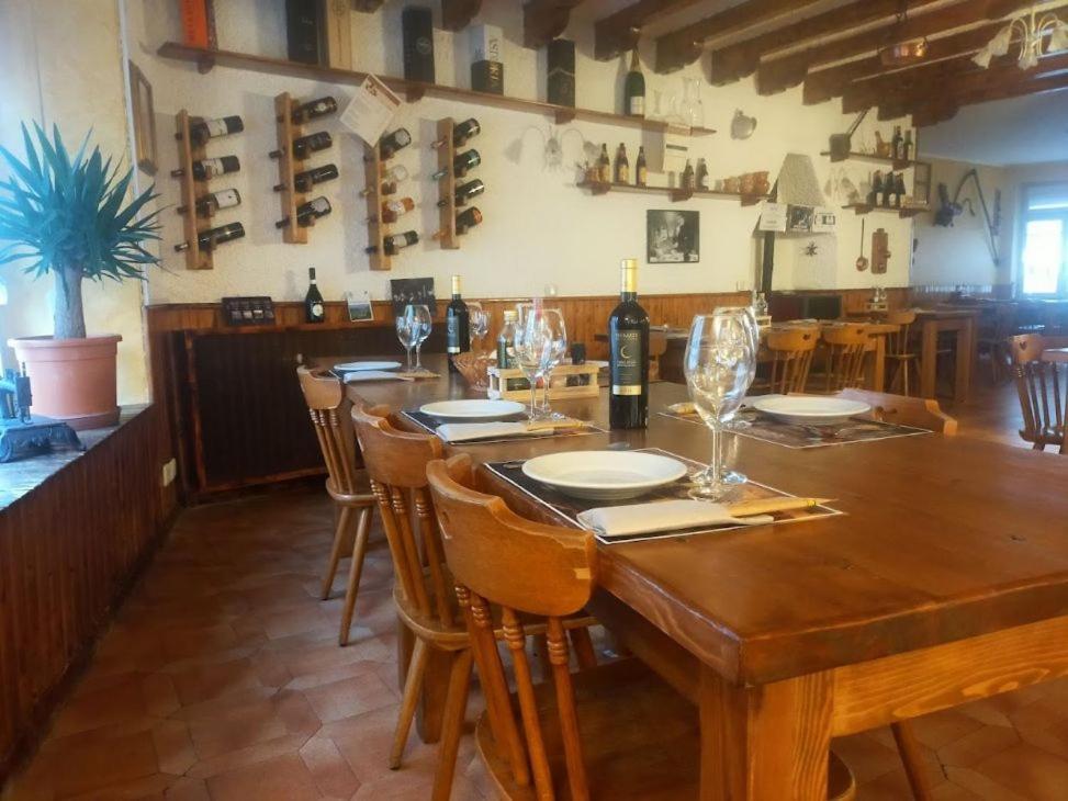 Locanda Da Tullio Capovalle Exterior photo