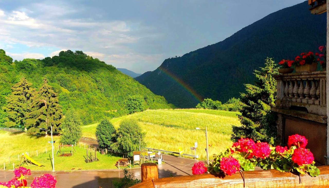 Locanda Da Tullio Capovalle Exterior photo